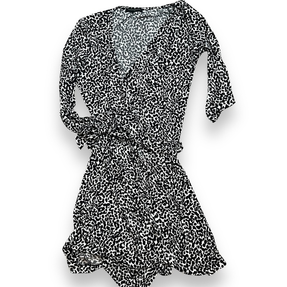 Banana Republic True Wrap Dress Cheetah/Animal Print Sz Small Black/White Jersey - Picture 1 of 6